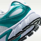 Nike V5 RNR SE Tech Older Kids' Shoes