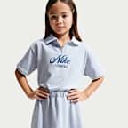 Vestido de manga corta para niños talla pequeña Nike Tennis Lifestyle