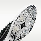 Nike Victory Tour 4 Golf Shoes
