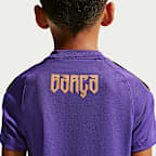 FC Barcelona Strike Away Kobe Dri-FIT Fußball-Kurzarmshirt (ältere Kinder)