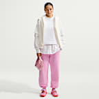 Pants oversized de tiro alto con puño elástico para mujer Nike Studio Fleece Lightweight