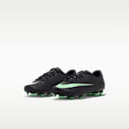 Tacos de futbol para terrenos múltiples de corte low para niños de preescolar Nike Jr. Mercurial Vapor 17 Club