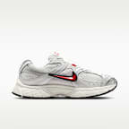 Nike V5 RNR Women's Shoes with Reflective Design Accents