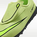 Nike Jr. Mercurial Vapor 16 Club Younger Kids' Turf Low-Top Football Shoes