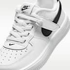 Nike Force 1 Low EasyOn Younger Kids' Shoes