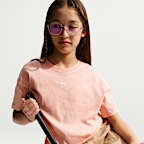 Nike Sportswear Essential Older Kids' (Girls') T-Shirt