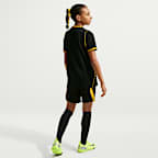 Chelsea FC 2026/27 Stadyum Deplasman Nike Dri-FIT Genç Çocuk Futbol Taraftar Şortu