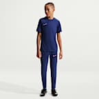 Nike Academy Dri-FIT-fodboldtrøje til større børn