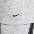 Conjunto de cuello redondo de dos piezas Nike para niños talla pequeña
