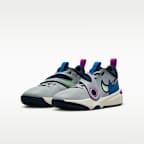 Nike Team Hustle D 11 SE Older Kids' Basketball Shoes