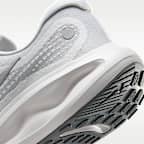 Nike Journey Run Men's Road Running Shoes