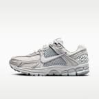 Nike Zoom Vomero 5 Women's Shoe with Reflective Design Accents