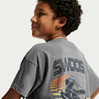 Nike Sportswear Older Kids' T-Shirt