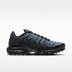 Paris Saint-Germain Air Max Plus Premium Men's Nike Shoes