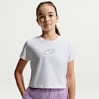 Playera recortada para niña talla grande Nike Sportswear