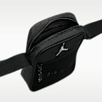 Jordan Blacktop Festival Bag (1.4L)
