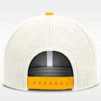 Gorra universitaria Nike Dri-FIT ajustable para hombre Iowa Legacy Letter & Mascot Pro