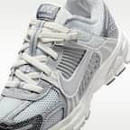 Nike Vomero 5 Younger Kids' Shoes with Reflective Design Accents