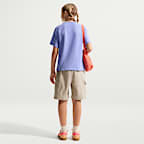 Nike Sportswear Essential Older Kids' (Girls') T-Shirt