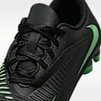 Chuteiras de futebol multiterreno Nike Jr. Phantom 6 Low Club para criança