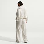 Top cropped oversized de cierre de 1/4 para mujer Nike Studio Fleece Medium Weight Plush