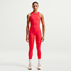 Leggings tiro alto de 7/8 con bolsillos para mujer Nike One