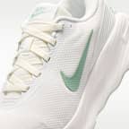 Nike Promina Women's Walking Shoes