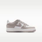 Nike Air Force 1 Older Kids' Shoes