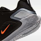 ナイキ S.T. グロー EP バスケットボールシューズ