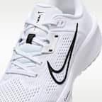 Γυναικεία παπούτσια για τρέξιμο σε δρόμο Nike Quest 6
