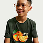 Playera para niños talla grande Nike Sportswear
