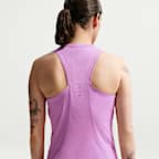 Nike Swift Dri-FIT-løbetanktop til kvinder