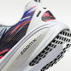 Nike Vomero 18 SE Men's Road Running Shoes