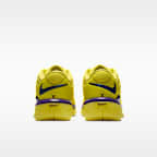 Męskie buty do koszykówki Kobe III Low Protro