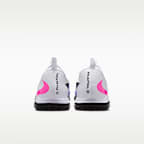 Nike Jr. Phantom 6 Low Academy Older Kids' Turf Football Shoe