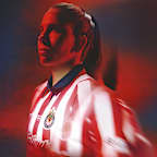 Jersey de futbol Nike Dri-FIT Replica del C.D. Guadalajara local 2026/27 Stadium para mujer