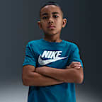 Playera para niños talla grande Nike Sportswear