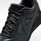 Nike Gato LV8 Older Kids' Shoes