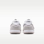Nike Tiempo Streetgato Indoor/Court Low-Top Football Shoes
