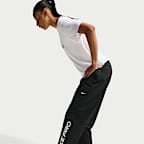 Pants de tejido Woven Dri-FIT de tiro medio para mujer Nike Pro 365