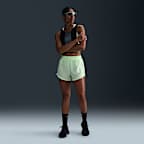 Shorts de correr Dri-FIT de tiro medio con forro de ropa interior para mujer Nike Tempo