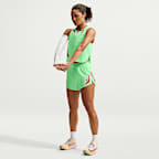 Damskie spodenki do biegania ze średnim stanem i wszytą bielizną 8 cm Dri-FIT ADV Nike AeroSwift
