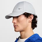 Nike Club Structured Metal Swoosh Cap