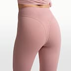 NikeSKIMS Matte Women's V-Panel Stirrup Leggings