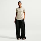 Nike Sportswear Club Essentials Damen-T-Shirt
