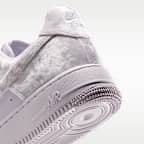 Nike Air Force 1 '07 SE Velvet Schuh (Damen)