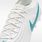Chaussure de foot basse à crampons pour terrain synthétique Nike Tiempo Maestro Elite
