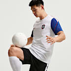 Chelsea F.C. Strike Third Men's Nike Football Dri-FIT Short-Sleeved Top