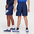 Nike Sportswear Club Older Kids' 15cm (approx.) Woven Shorts