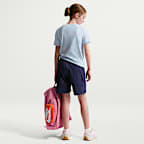 Playera para niños talla grande Nike Sportswear